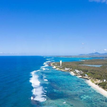 Eastern Blue Beachfront Luxury Apartment Poste Lafayette Exterior foto