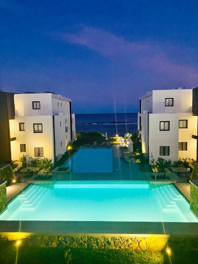 Eastern Blue Beachfront Luxury Apartment Poste Lafayette Exterior foto